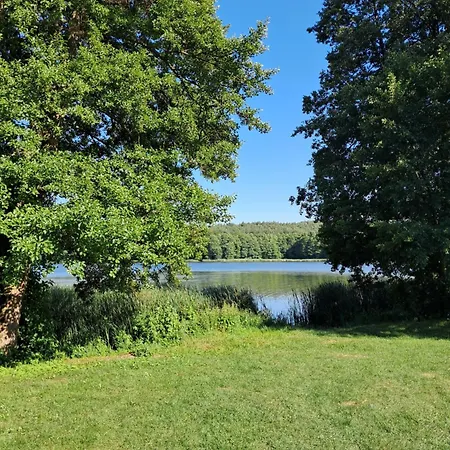 Maly Bialy Holiday home Dzierzazno Wielkie